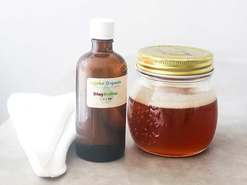 Oil cleansing or honey for face, find out which method is best suited for you and acne prone skin
