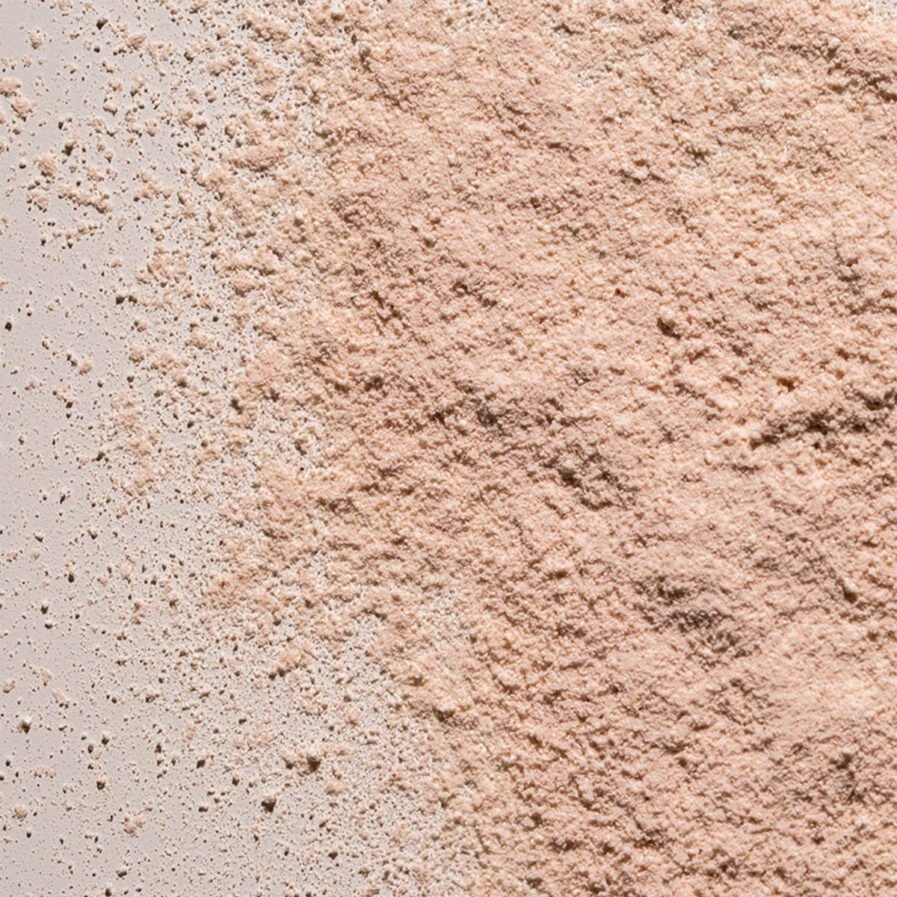 Luna Nectar Mars Sand Volumizing Adaptogenic Dry Shampoo is a dry shampoo powder for all hair shades.